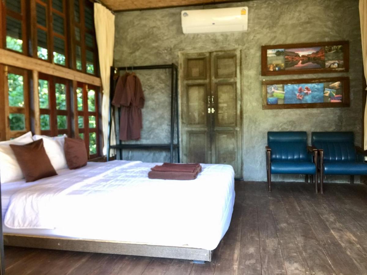 Phayam Valley Homestay Koh Phayam Buitenkant foto