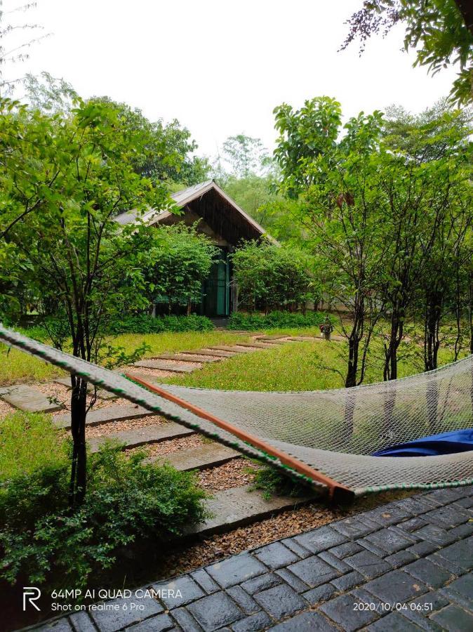 Phayam Valley Homestay Koh Phayam Buitenkant foto