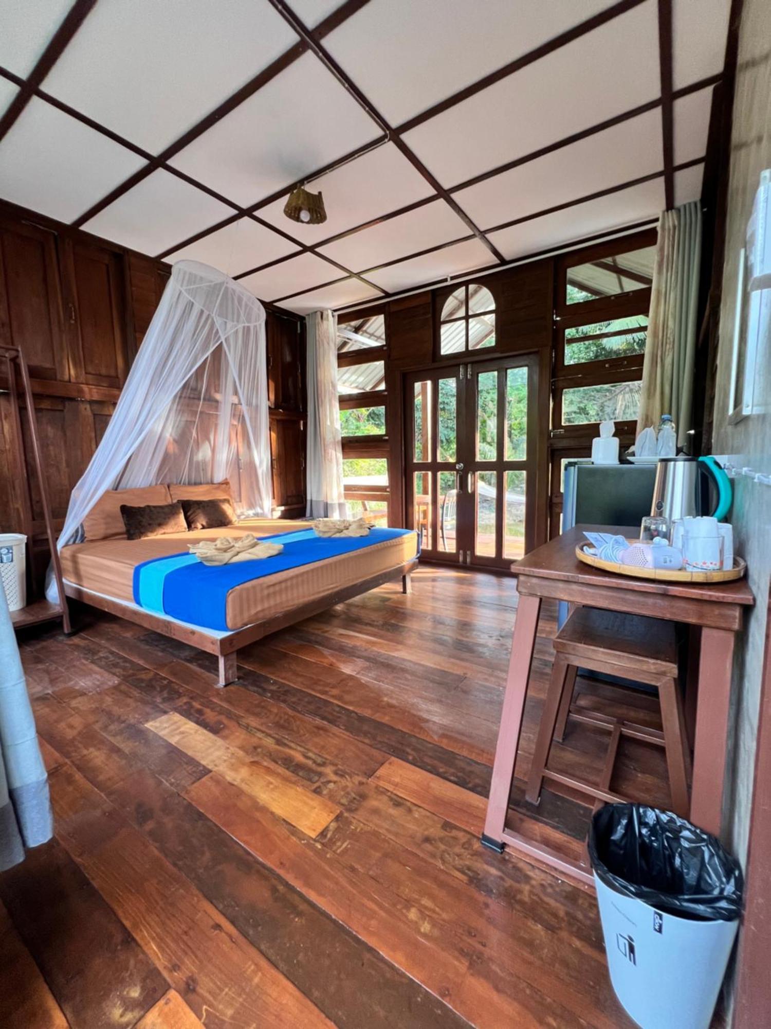 Phayam Valley Homestay Koh Phayam Buitenkant foto